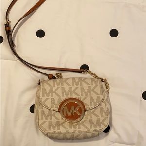 Michael Kors Crossbody